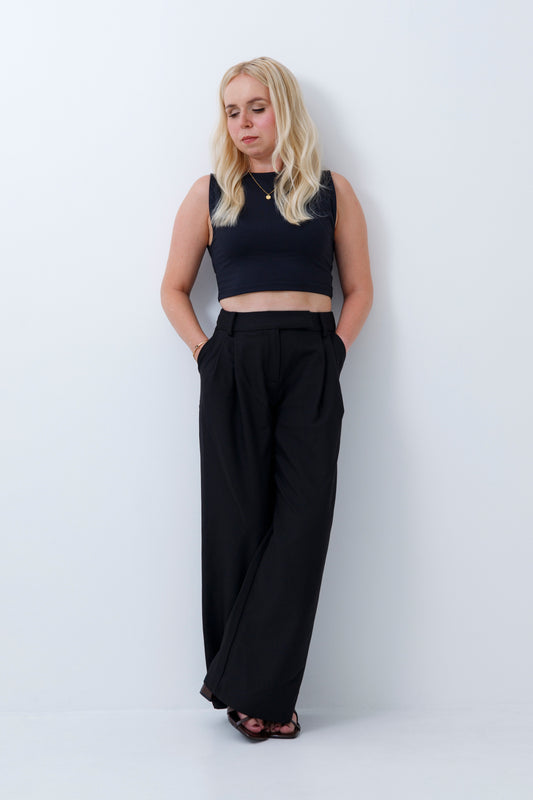 Why I Started a Clothing Brand for Short Women